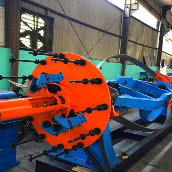 1600/1+4 Bow Type Stranding Machine  With Independent Motor Driving